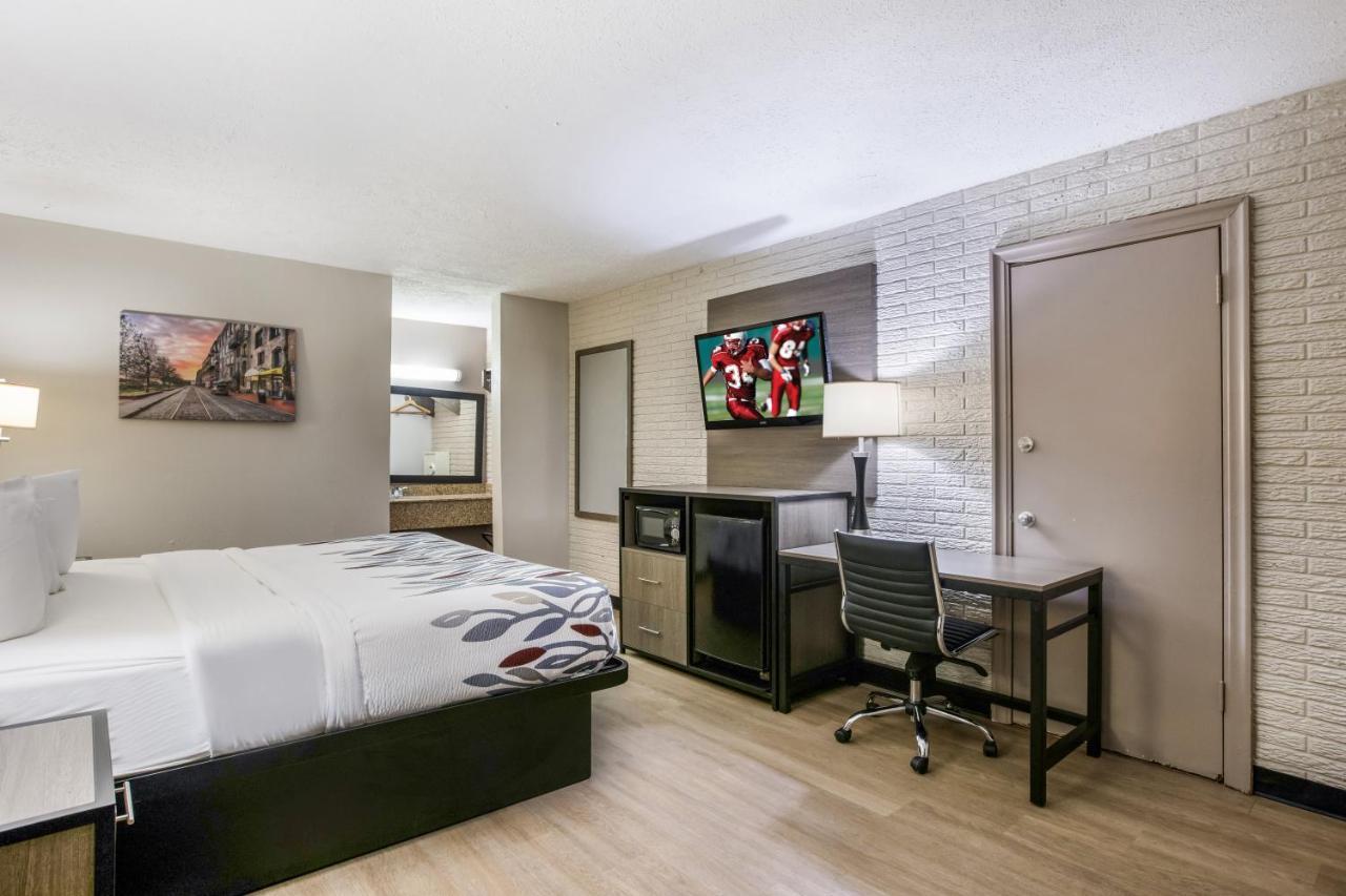 Red Roof Inn Savannah - Richmond Hill I-95 מראה חיצוני תמונה